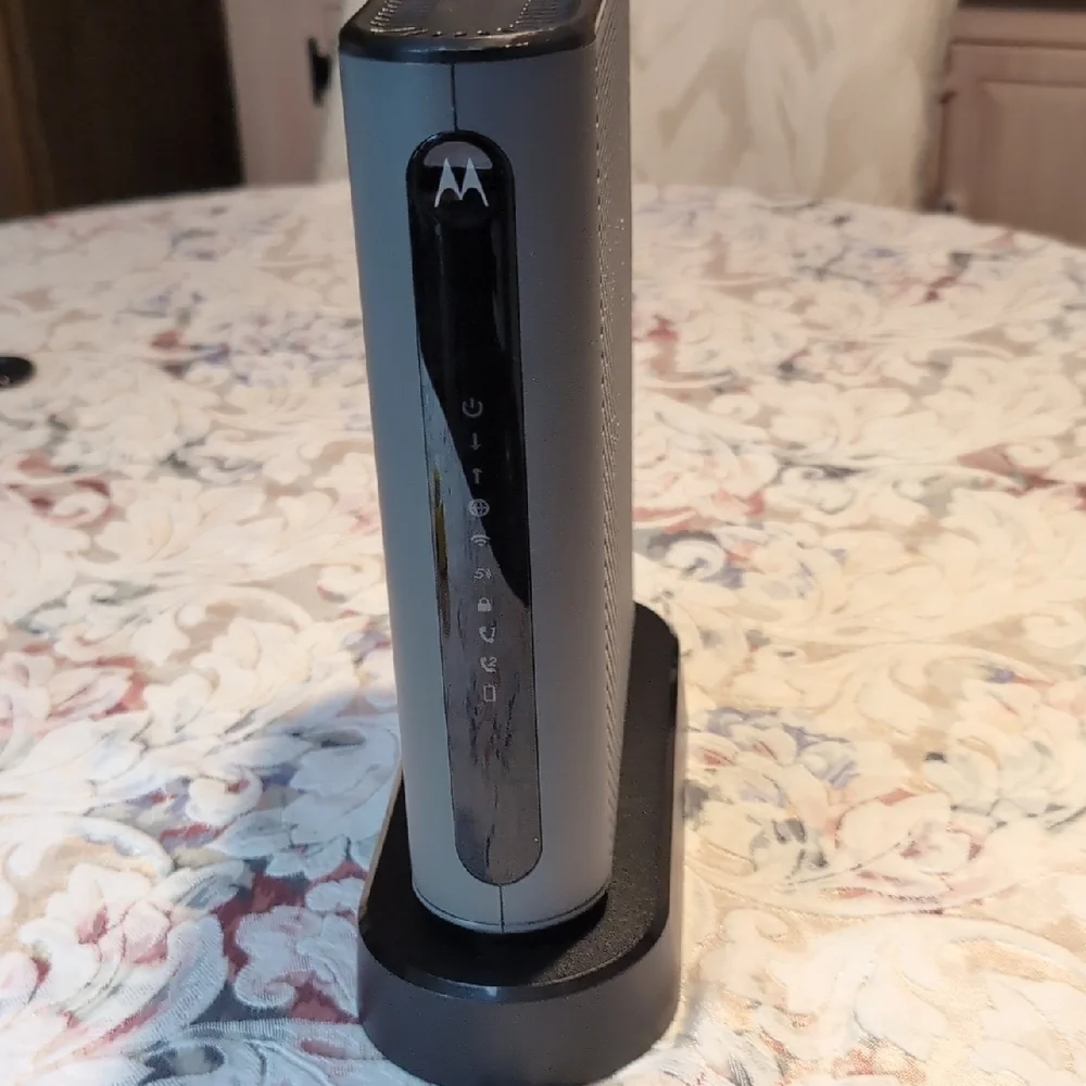 Motorola Router - Picture 1 of 4